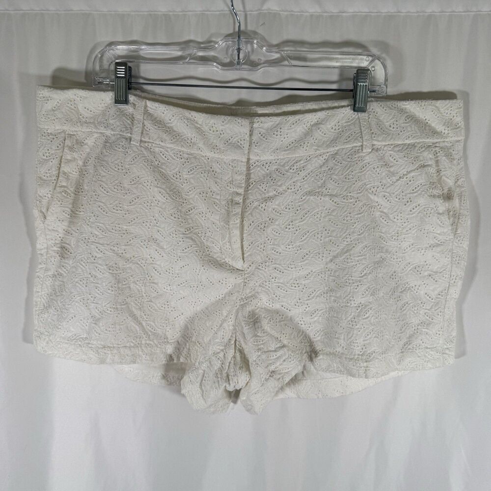 Ann Taylor Shorts Women's 16 White Eyelet Crochet 3.5" Inseam